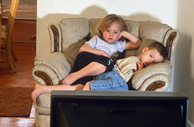 Hỗ trợ kết nối HDMI, USB