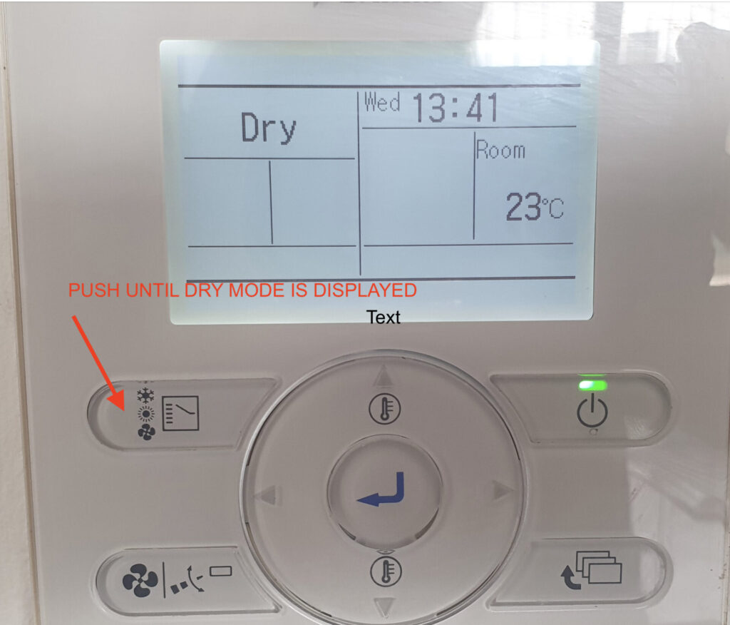 Chế độ DRY trên điều hòa cực kì hữu dụng trong những ngày Hà Nội nồm ẩm