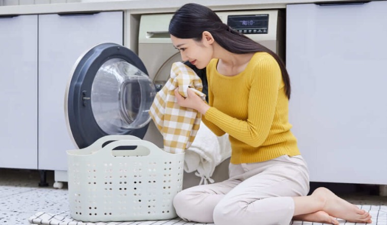 Sử Dụng Máy Giặt Nào Để Sạch Hiệu Quả Vết Bẩn Từ Dầu Mỡ