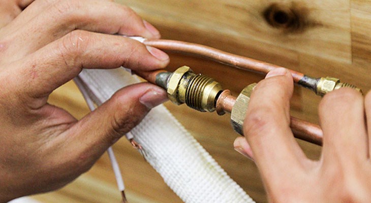 Điều hòa Panasonic tự tắt nhấp nháy đèn đỏ: Nguyên nhân và cách khắc phục