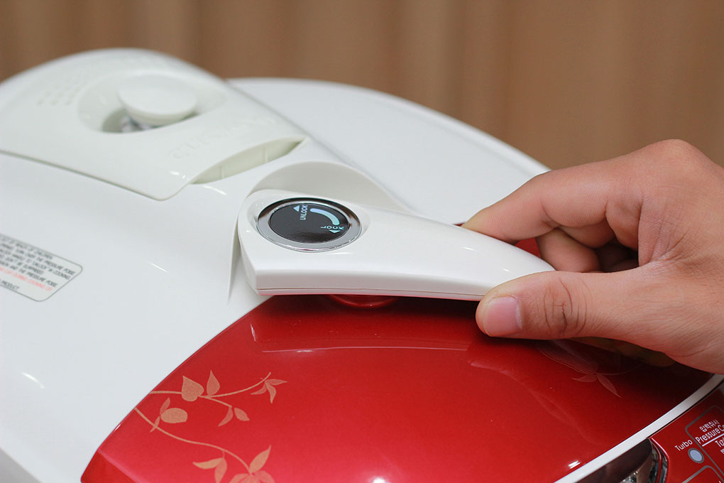 Nồi cơm điện Cuckoo CRPL1052F 1.8 lít