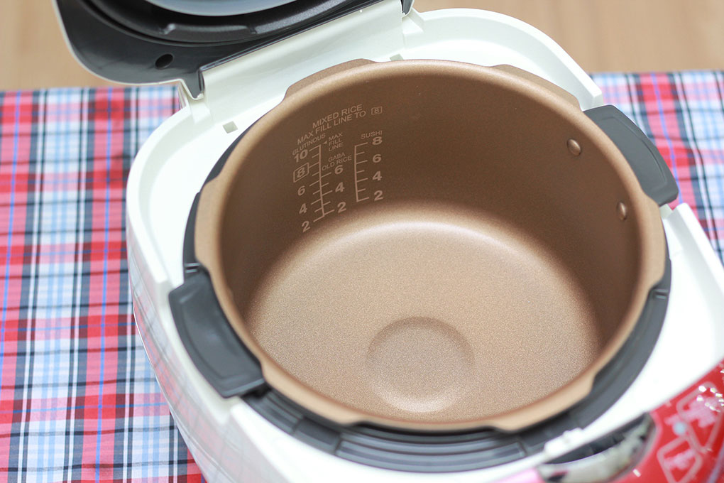 Nồi cơm điện Cuckoo CRPL1052F 1.8 lít