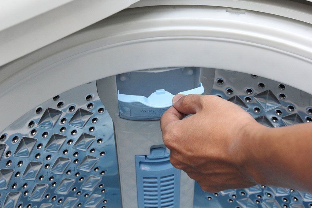 Máy giặt Toshiba AW-DE1100GV lồng đứng 10 kg