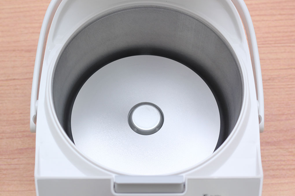 Nồi Cơm Điện Panasonic SR-ZE105WRAM Nồi điện tử 1L mầu trắng