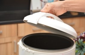 Nồi Cơm Điện MIDEA MR-CM18SQ Nồi cơ 1.8 L, Lòng nồi chống dính