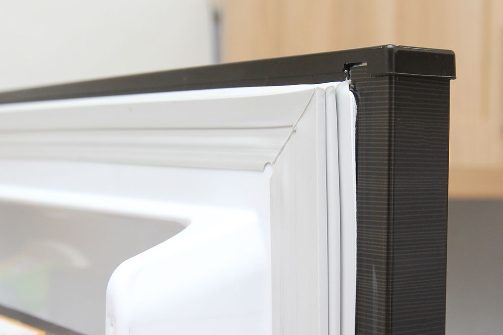 Tủ lạnh Mitsubishi Electric MR-CX41EJ-BRW-V 326 lít