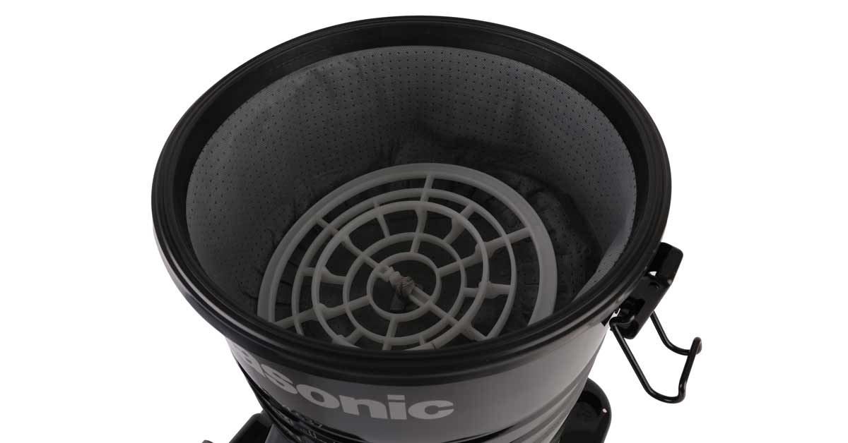 Máy Hút Bụi công nghiệp Panasonic MC-YL637SN49