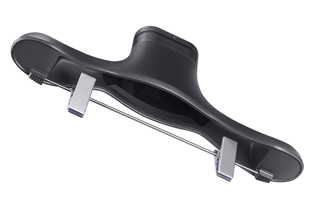 Tủ chăm sóc quần áo Samsung DF60R8600CG/SV