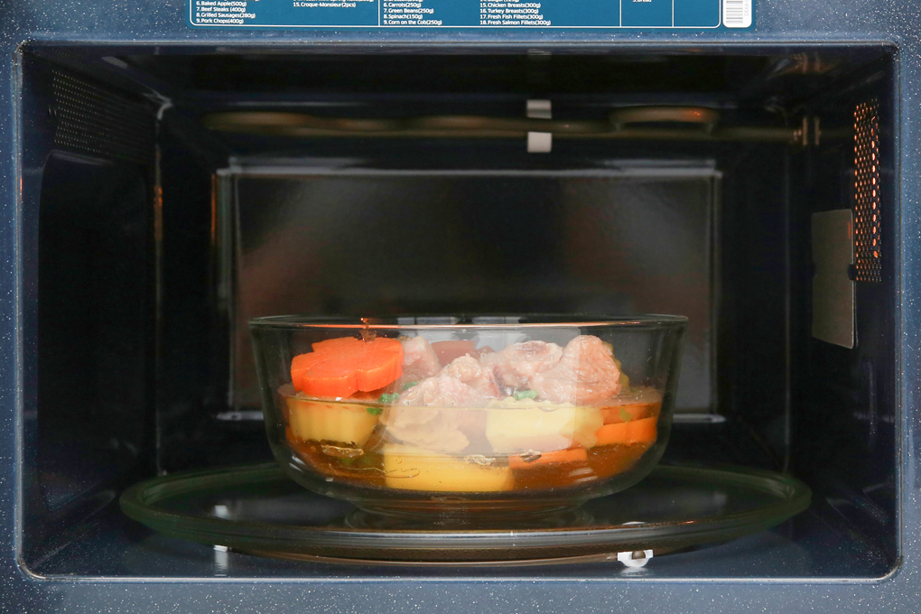 Lò vi sóng có nướng Samsung MG23K3575AS/SV 23 lít